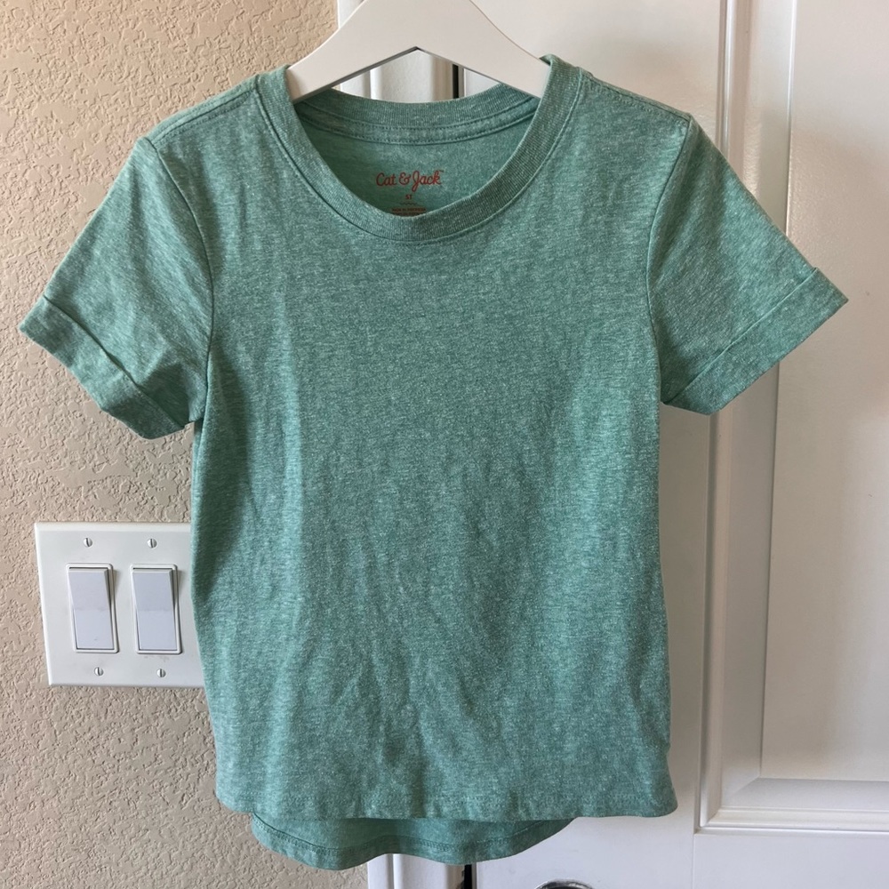Cat & Jack Green T-Shirt Size 5T